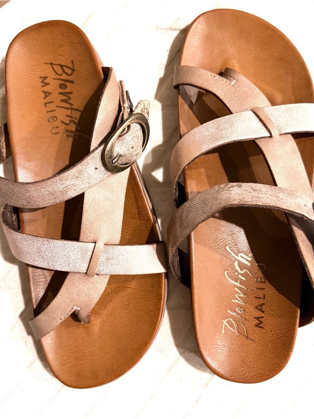 Blowfish Malibu Women's Metallic Blush Cross-Strap Sandals